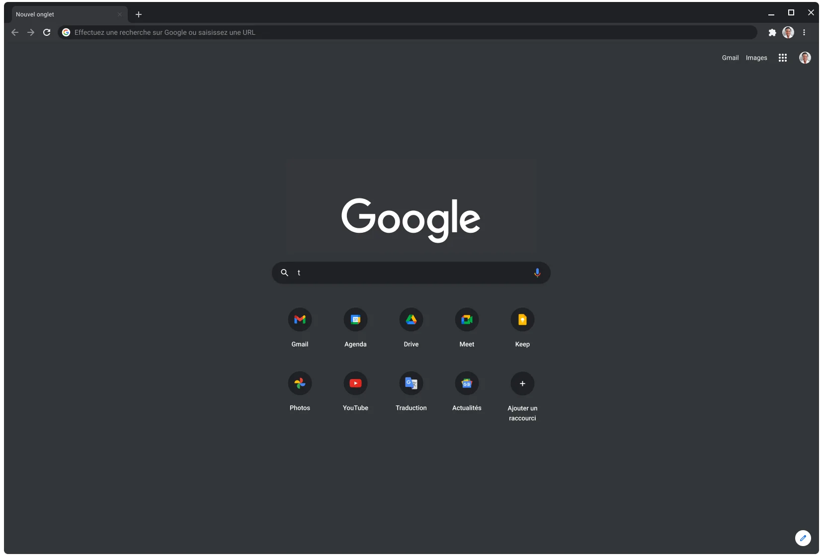 Fenêtre du navigateur Chrome en mode sombre, affichant la page google.com.